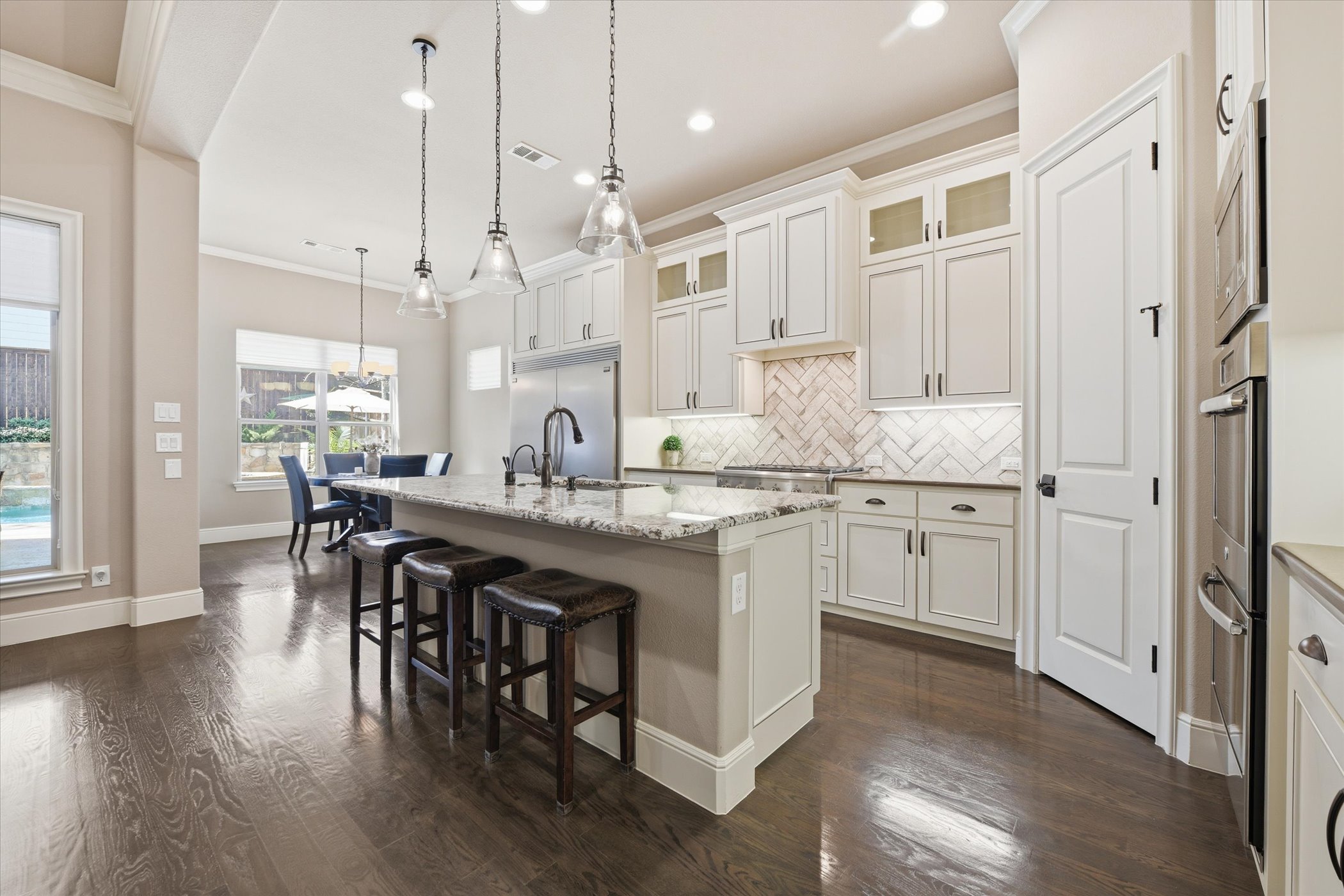 Kitchen overview
